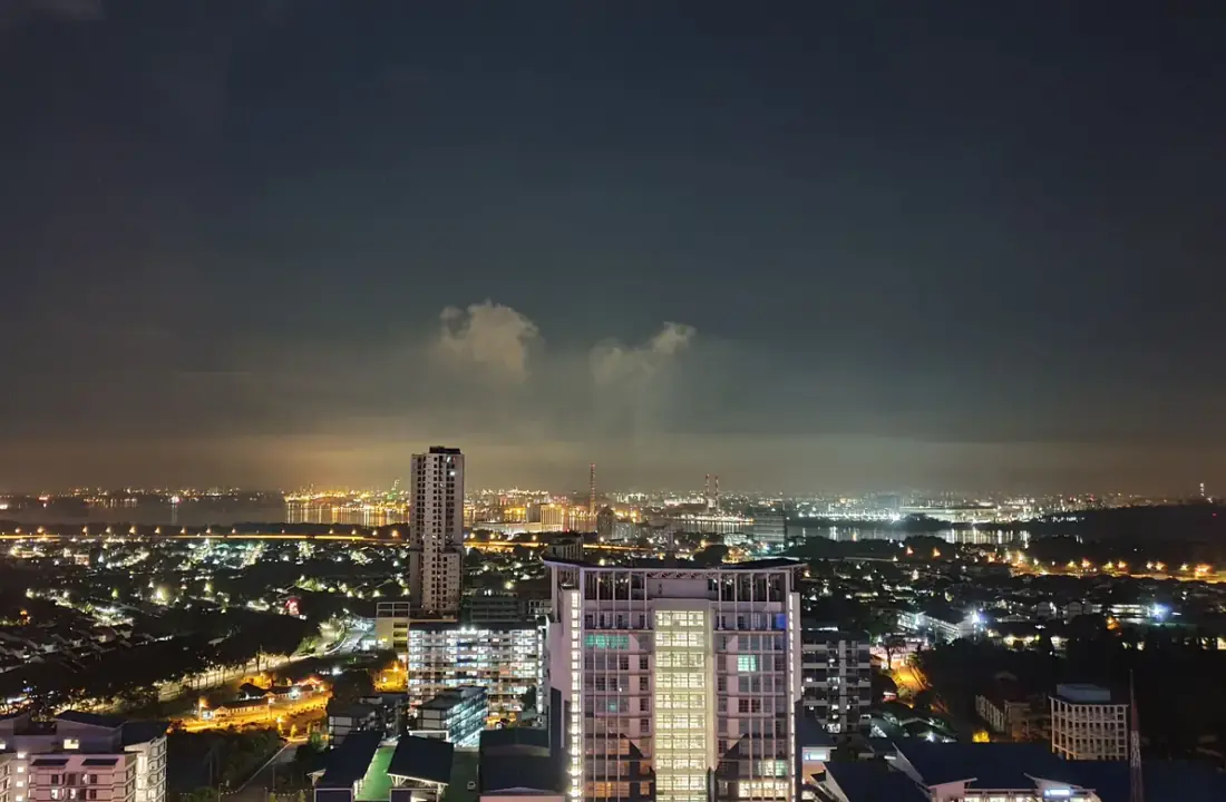 新山夜景天际线图 1