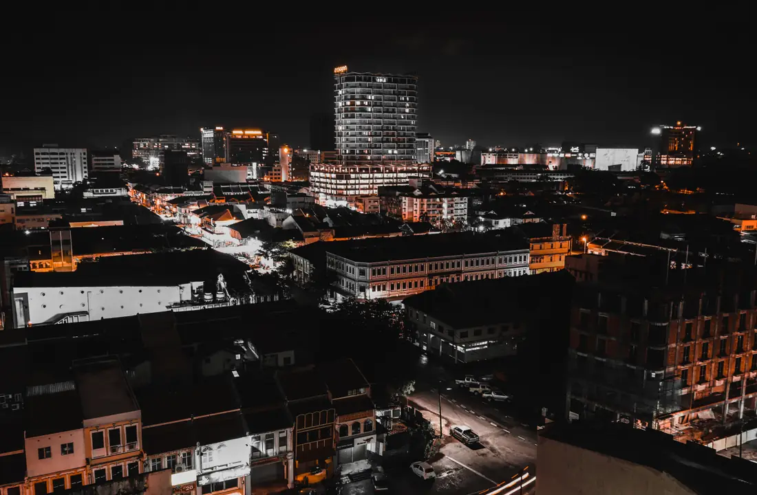 新山夜景天际线图 3